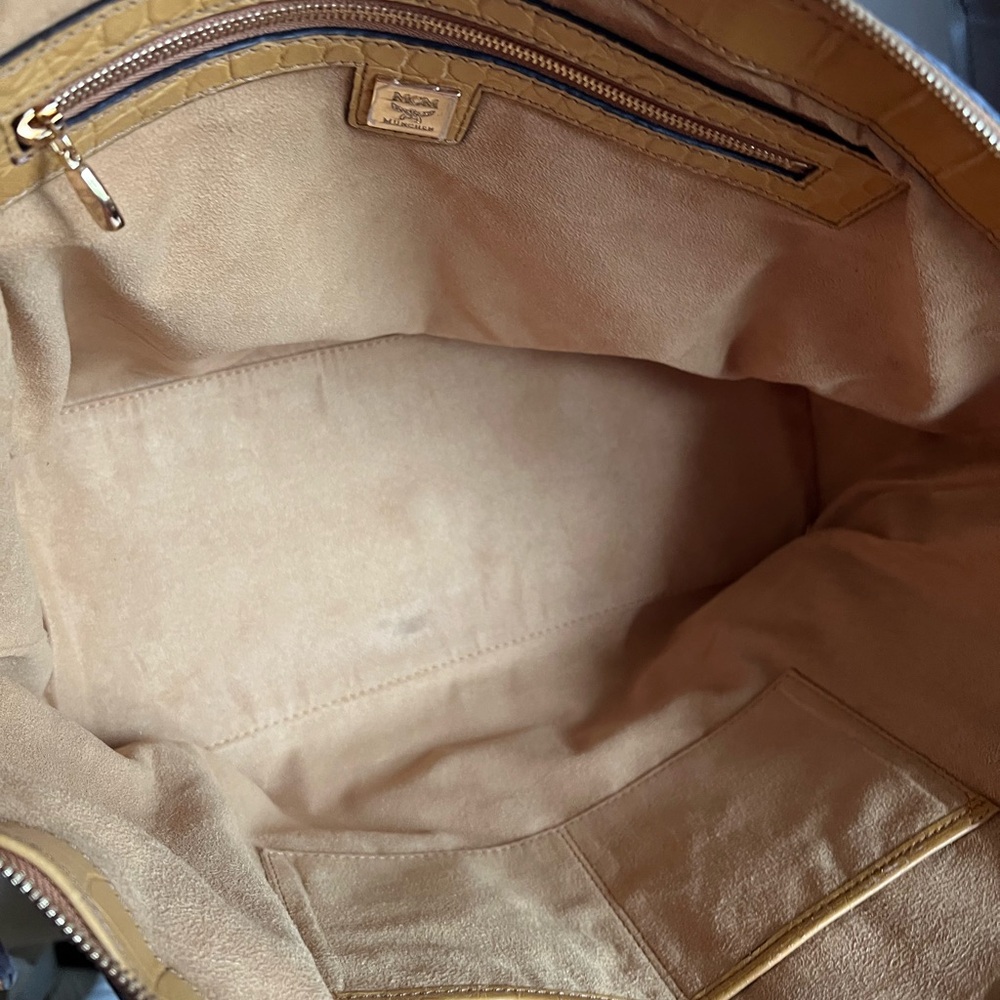 MCM Shoulder/Handbag - Picture 7 of 17